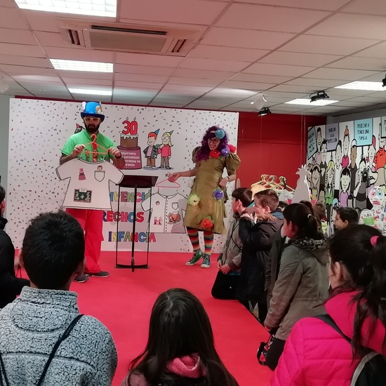 PON DE MODA TUS DERECHOS 11