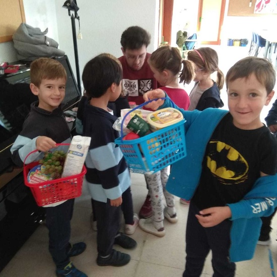 2018_11_Primero realiza el taller de Consumo del Ayto_CEIP FDLR_Las Rozas 6