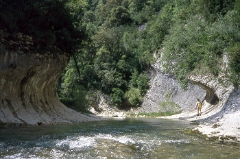 Erosión del terreno en las orillas del río Vero, Huesca