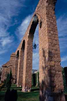 Acueductu del Cubo, Zacatecas, México