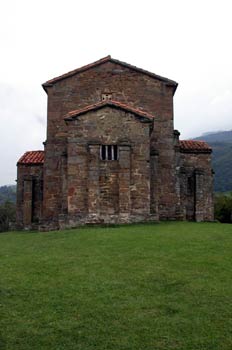 Cabecera de la Iglesia de Santa Cristina de Lena, Lena, Principa