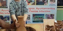 EL ALFARERO EN EL COLE 7