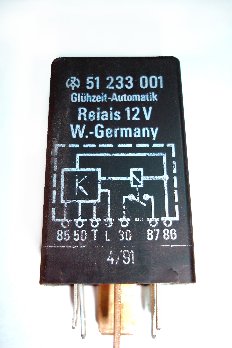 Relé controlado electrónicamente