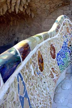 Detalle banco serpenteante, Parque Güell, Barcelona