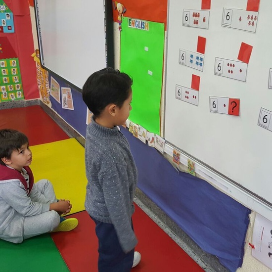 2017_11_INFANTIL 5C DESCOMPONIENDO NUMEROS 9