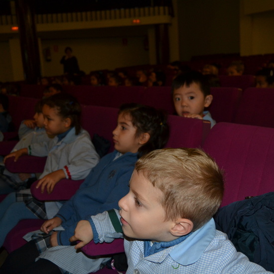 TEATRO LA CHARLOJA. “KAMELOT” 19