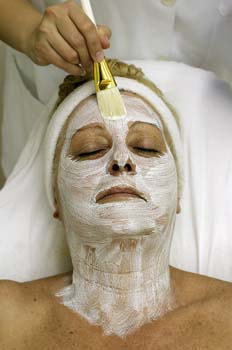 Electrolifting: aplicación mascarilla tensora