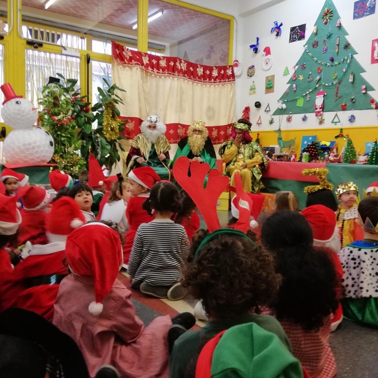 VISITA REYES MAGOS. 1. 18-19 34