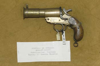 Pistola de señales Webley-Scott, Museo del Aire de Madrid