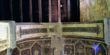 Pintura ornametal en el intrados de San Julián de los Prados, Ov