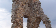 Torre derruida, Castillo de Calatañazor, Calatañazor, Soria, Cas