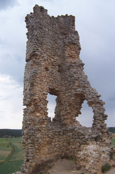 Torre derruida, Castillo de Calatañazor, Calatañazor, Soria, Cas