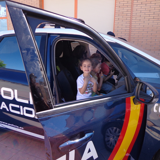 VISITA POLICÍA 22