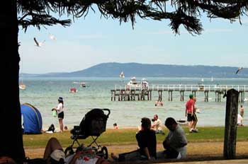 Día de playa en la península de Mornington, Victoria, Australia
