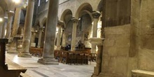 Interior de la Iglesia de San Michele, Lucca