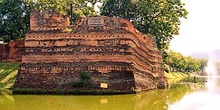 Una de las cuatro esquinas de la muralla medieval de Chiang Mai,
