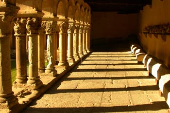 Claustro Románico