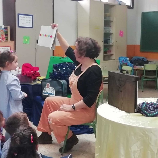 CUENTACUENTOS INFANTIL. día del libro 18-19 10