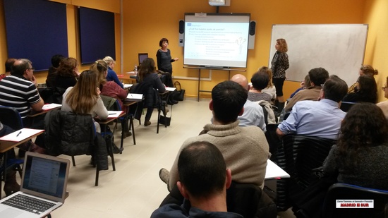 Ponencia de Dña. Ángela Santos y Mª Rosa Maté
