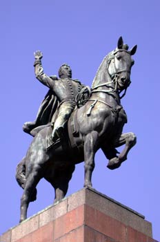 Monumento ecuestre de Carlos de Alvear