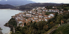 Vista de conjunto desde San Roque, Lastres, Principado de Asturi