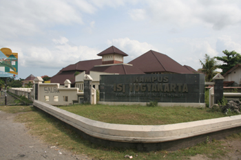 Entrada al Campus, Jogyakarta, Indonesia