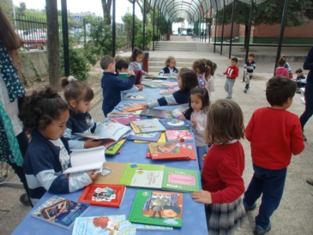 2017_04_21_JORNADAS EN TORNO AL LIBRO_INFANTIL 4 AÑOS 21