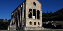 Santa María del Naranco, Oviedo