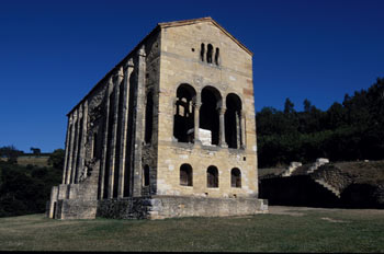 Santa María del Naranco, Oviedo