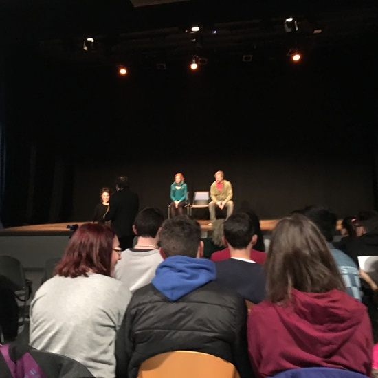 Amor en escena - Si es amor, no duele - Taller de teatro para la prevención de la violencia de género - Teatro que cura 1