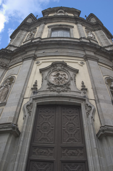 Iglesia Pontificia de San Miguel, Madrid