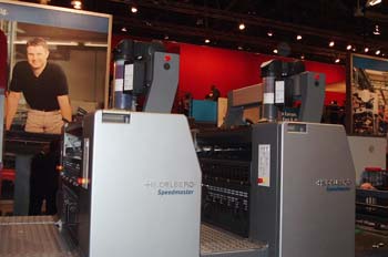 Disposición de tinteros automáticos en línea