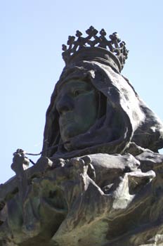 Escultura de reina