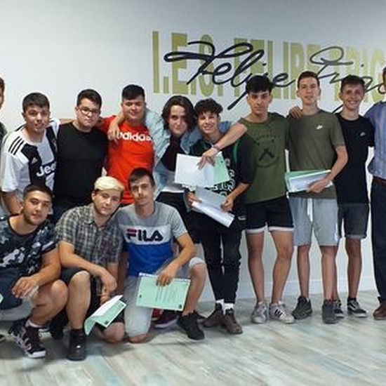 Graduación FP Básica y Grado Medio 2018-19 31