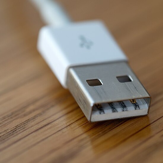 Conector de cable USB