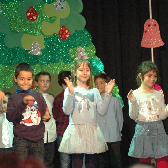 UNIENDO MUNDOS EN NAVIDAD. FESTIVAL 18 7