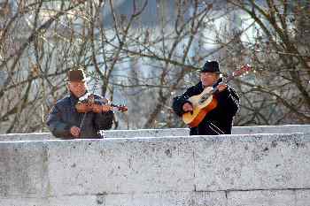 Músicos callejeros en Budapest, Hungría