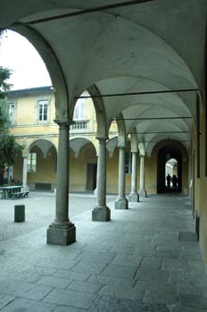 Patio de la universidad, Pavía