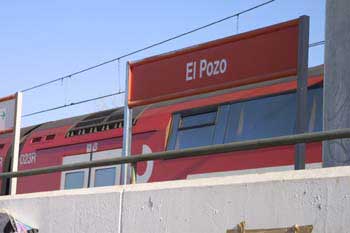 Letrero de la estación de El Pozo