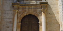 Puerta lateral de Iglesia en Colmenar de Oreja