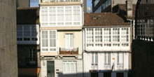Bajada a la calle Virxe da Cerca, Santiago de Compostela, La Cor