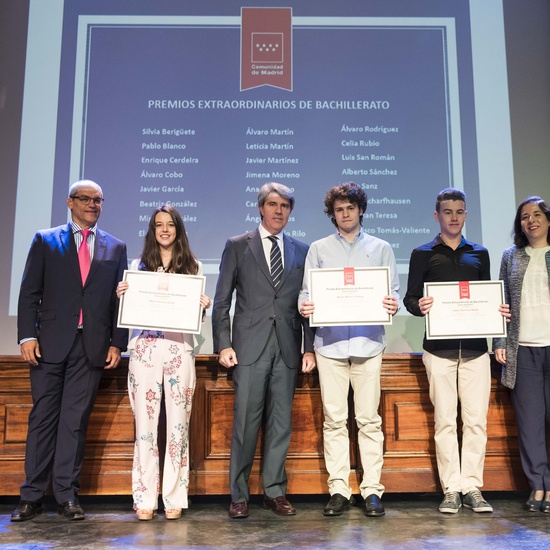 Entrega de los premios extraordinarios correspondientes al curso 2016/2017 15