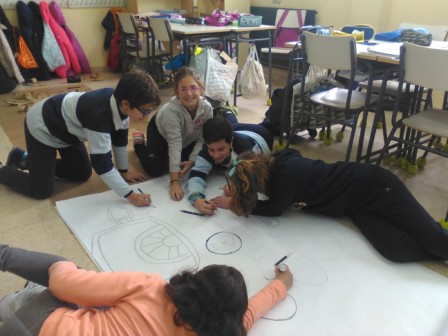 2016_12_Preparando decorados por Navidad_Sexto 10