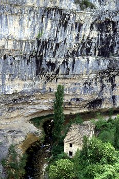 Molino junto al cauce del río Vero, Huesca