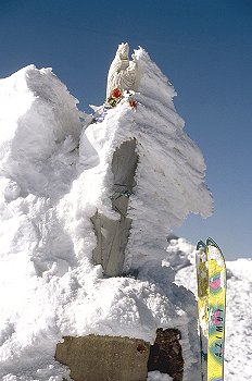 Virgen en la cima del Moncayo, Huesca