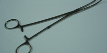 Pinza hemostática Crawford