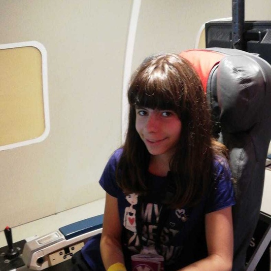 LAS NIÑAS Y NIÑOS DE AMPARO  DISFRUTANDO EN MICRÓPOLIX 7