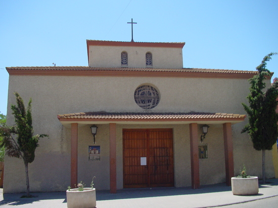 Iglesia en Velilla de San Antonio