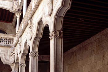 Patio interior de la Casa de las Conchas, Salamanca
