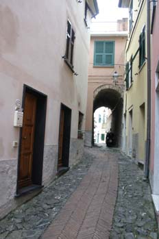 Calle de Moneglia